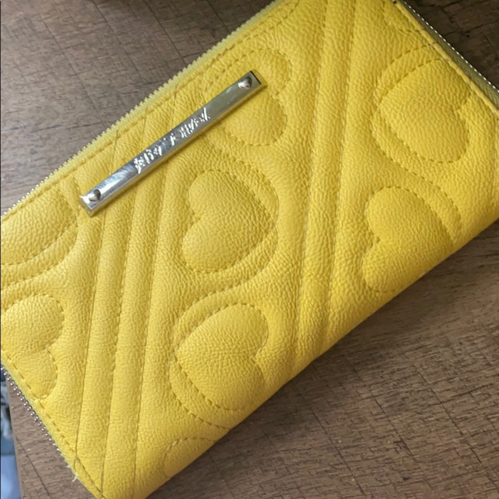 Betsey Johnson wallet
